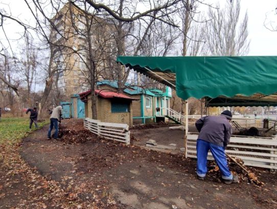 В Ворошиловском районе проходят мероприятия по благоустройству